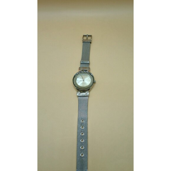 Women's Quartz Watch Silver Tone Mesh Metal Band Diamond Accent- Needs Battery - Picture 5 of 7